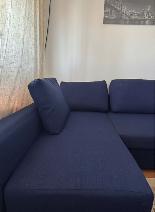 Canapea extensibila cu spatiu de depozitare, de la Ikea