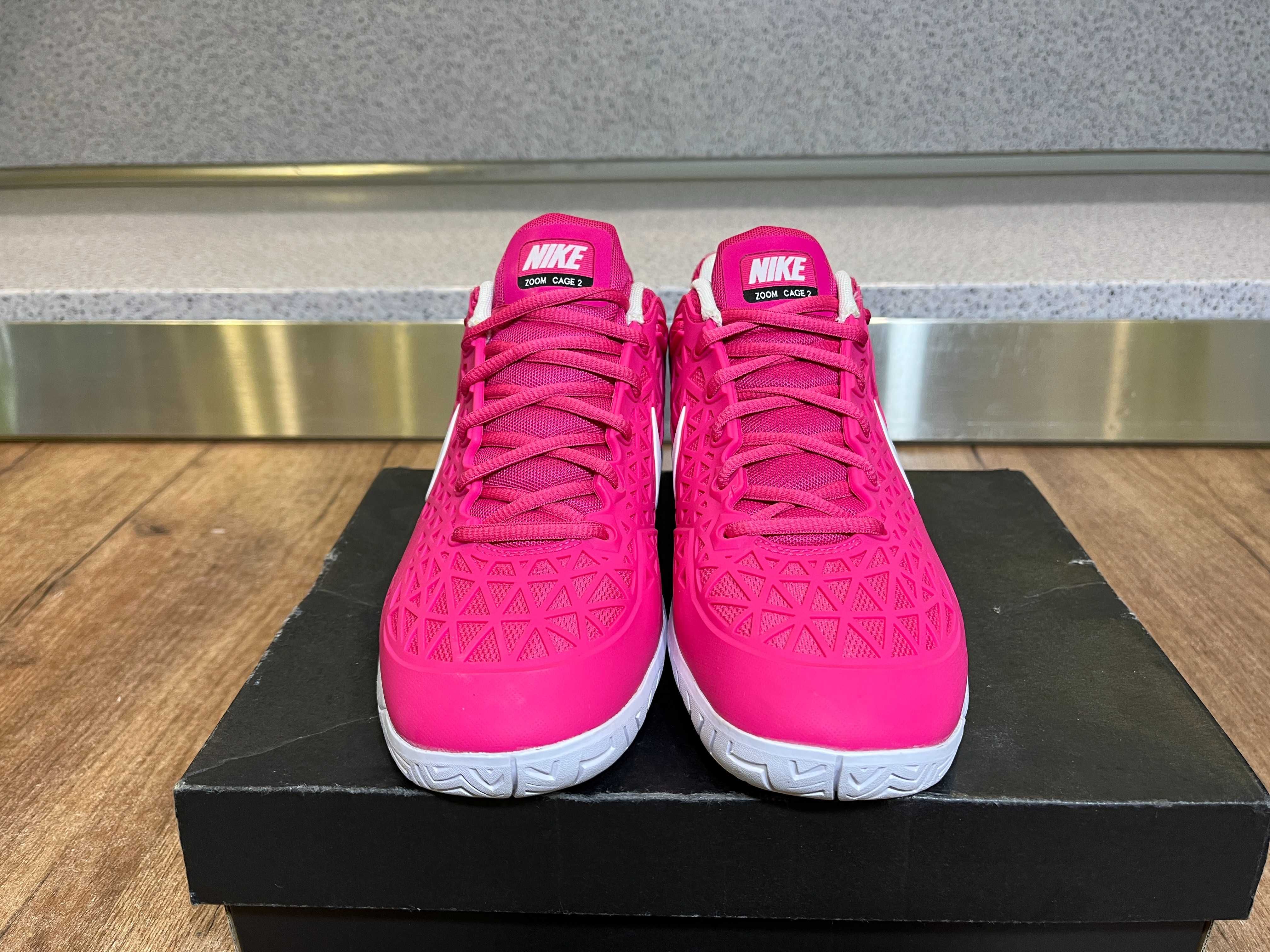 ОРИГИНАЛНИ *** Nike Zoom Cage 2 / Vivid Pink / white black