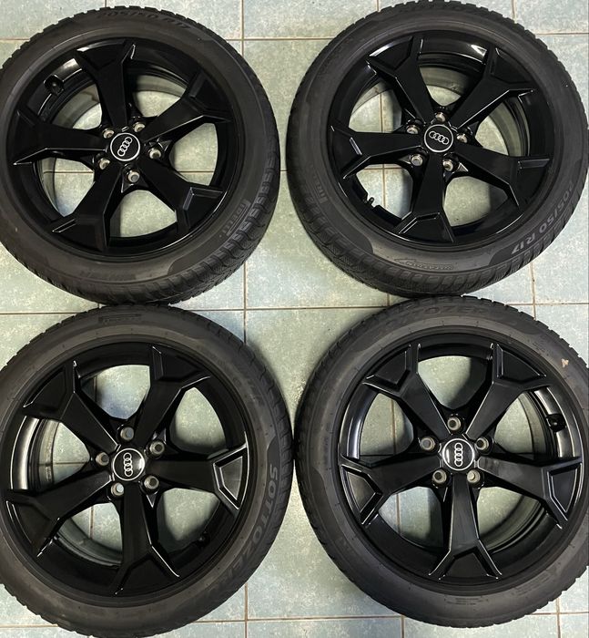 Jante aliaj R17 originale AUDI A3 205/50/17 Pirelli iarna