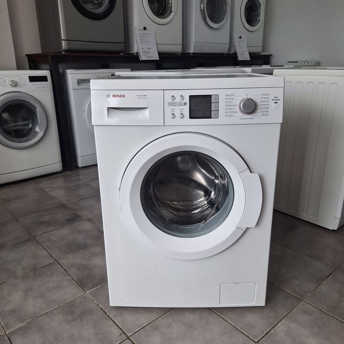 Bosch / capacitate 7 kg. REDUCERE 400 LEI. ws 742SE32M