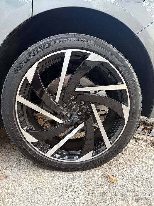 Zeekr 001 restayling z sport full