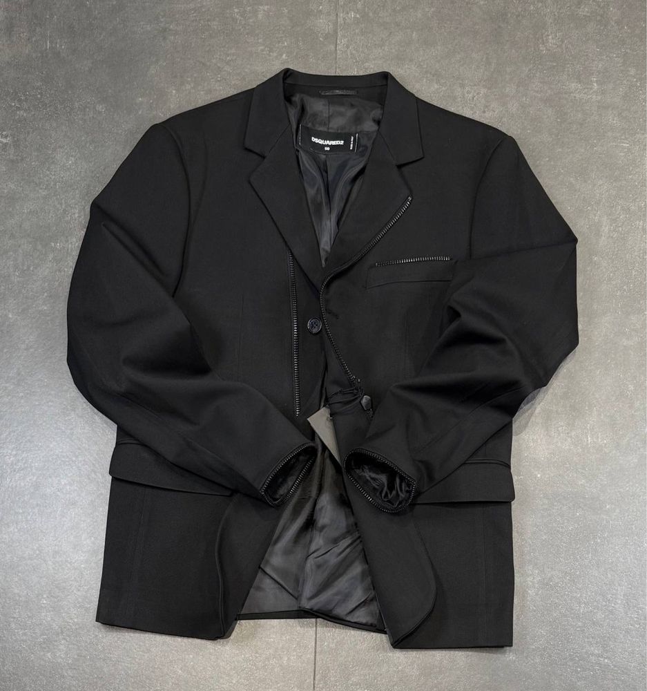 Мъжки костюм dsquared2
