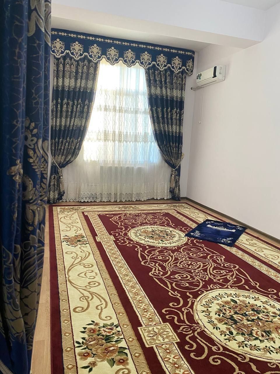 Янгийул шахри, Лаззат кучаси, 3/3/5 квартира сотилади.