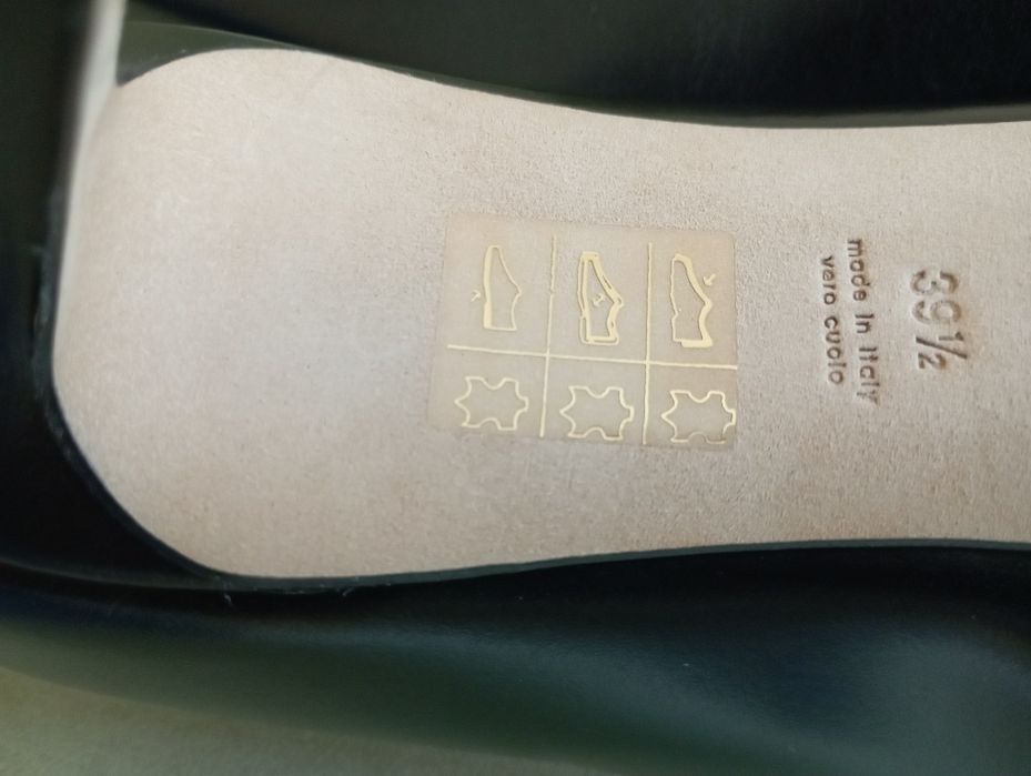 Ocazie!Pantofi de dama marca Aeyde