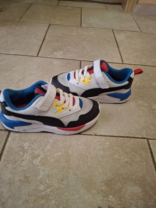 Маратонки Puma 19см. Стелка