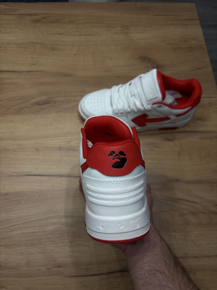 Off-White Out of office