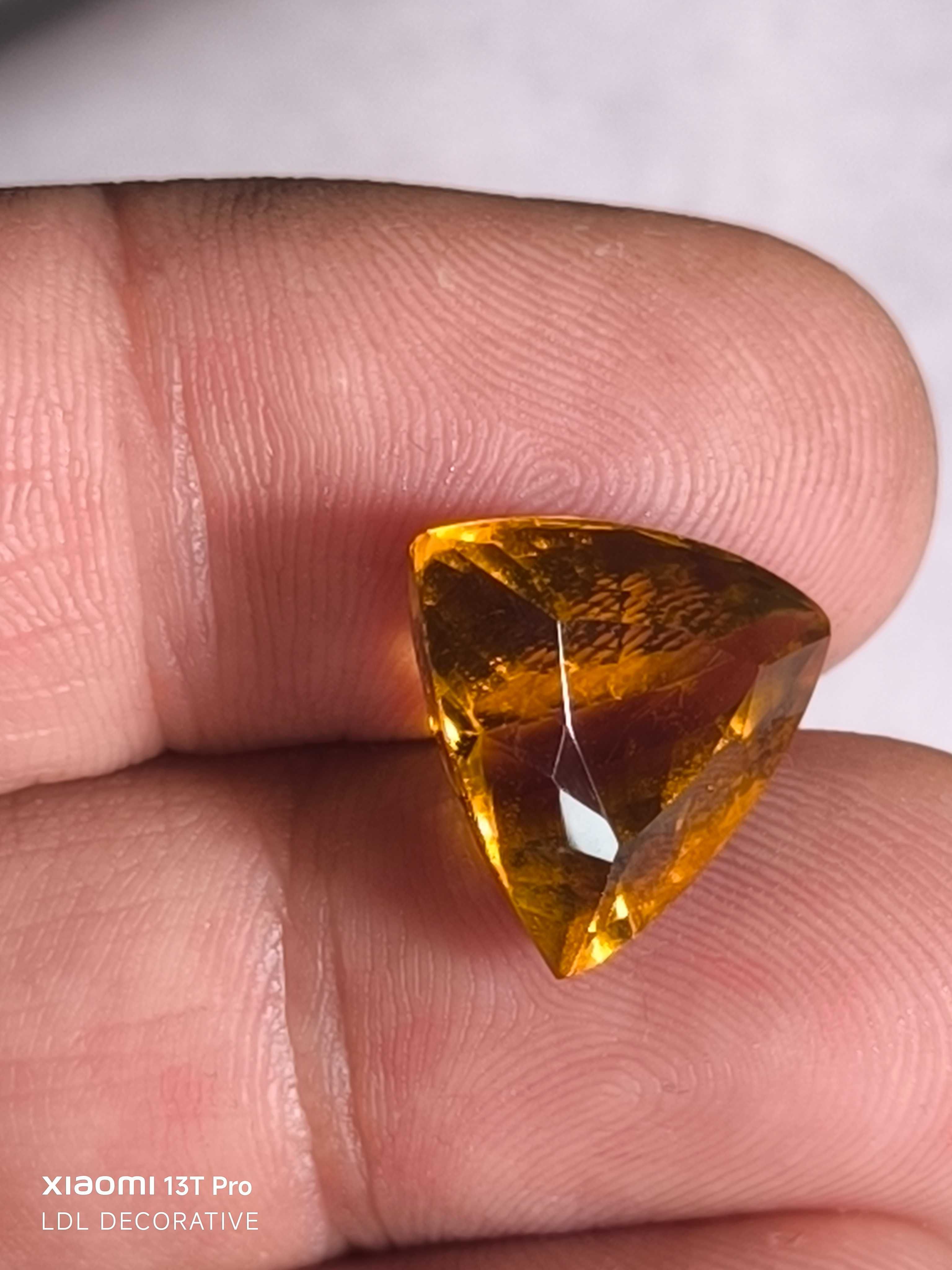 Цитрин- 11.25 ct