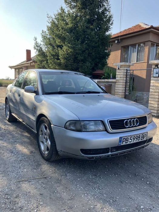 Продава се AUDI A4 1.8T