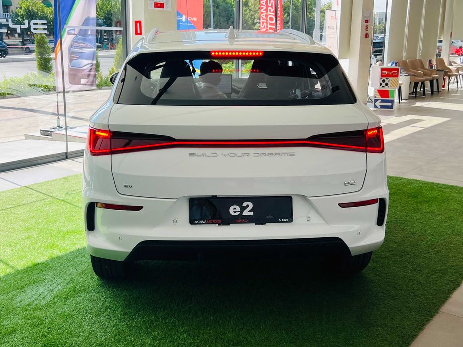 E2 405 km LUXE BYD (6 лет гарантия) официальный Дилер