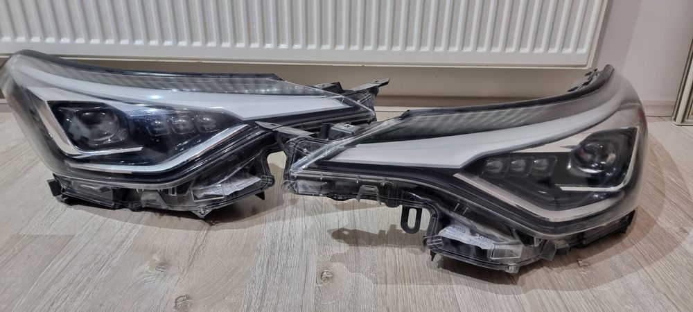 Far full led partea stanga toyota c-hr