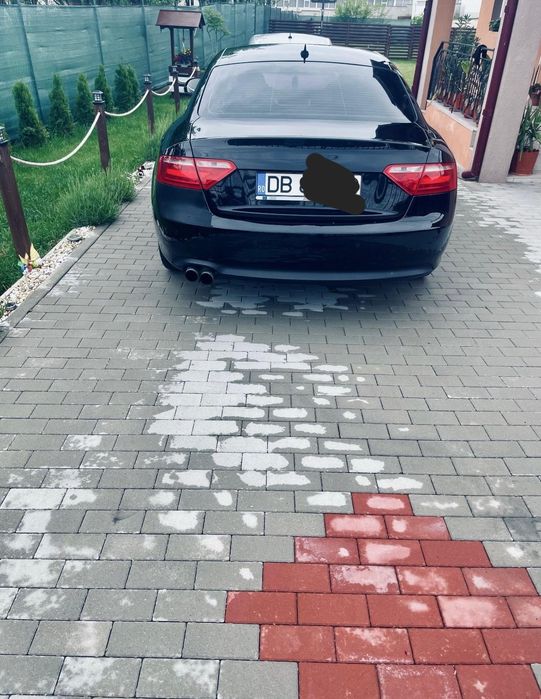 Audi foarte bine intretinut