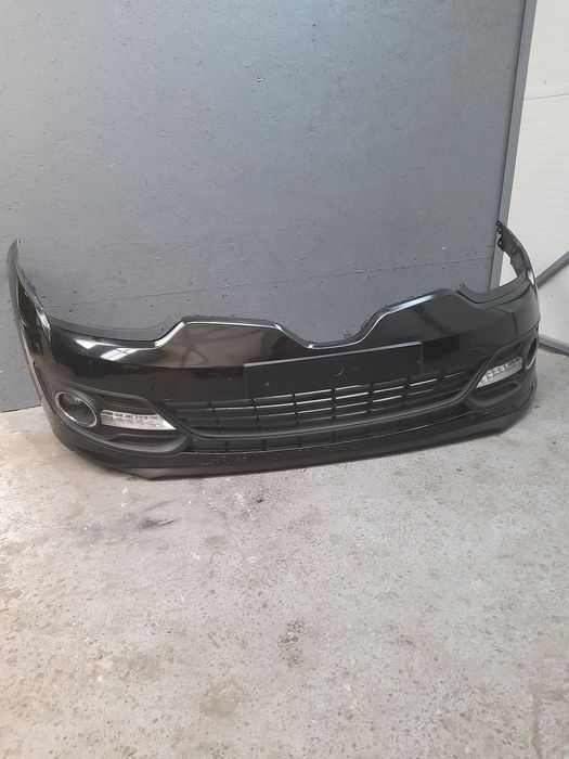 Bara Spoiler Fata Grile Lumini Zi Renault Megane 3 Facelift FL 2014