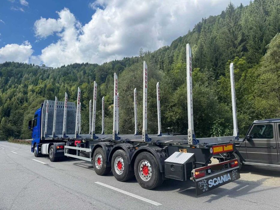 Semiremorca forestiera