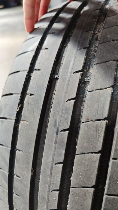 Vand 1 anvelopa GoodYear Eagle f1 225/45 R18
