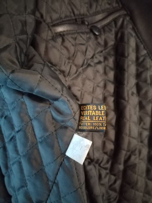 Vând geaca piele mc