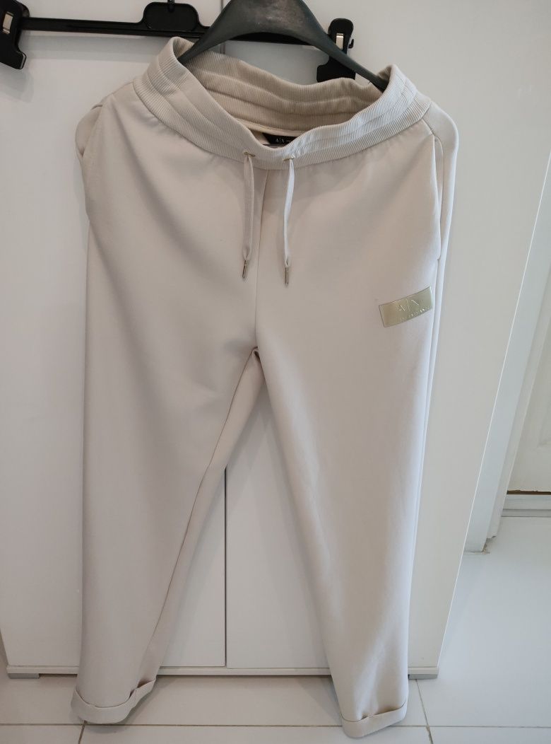 Armani спортен костюм