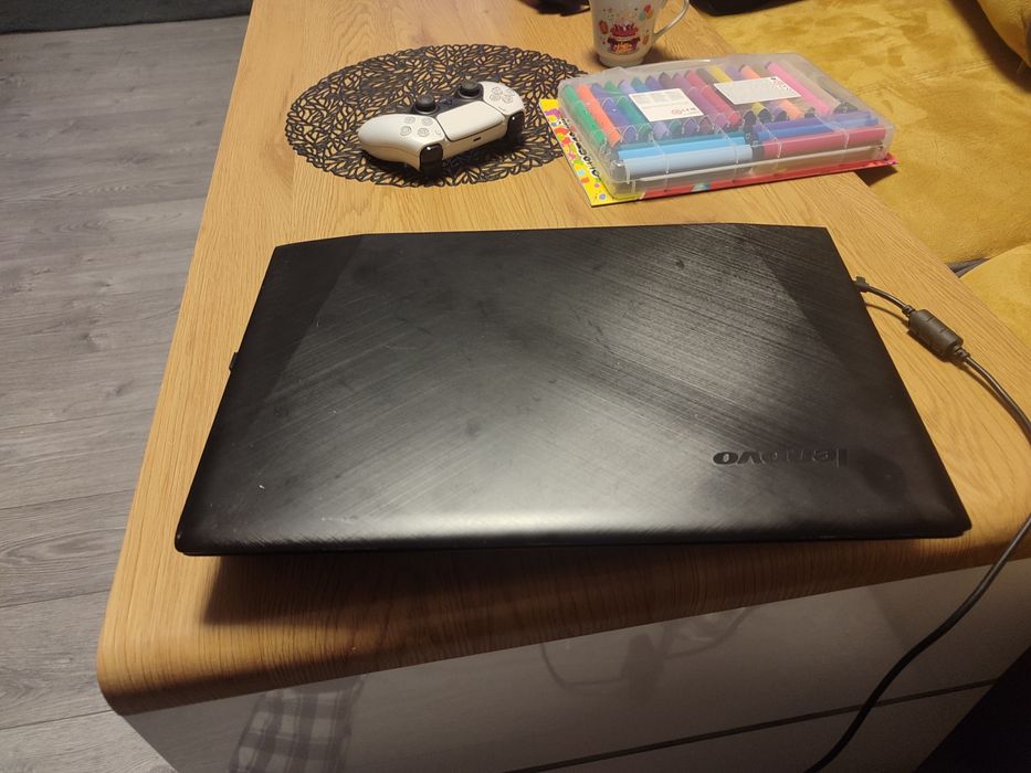 Lenovo y50 i5 512 ssd