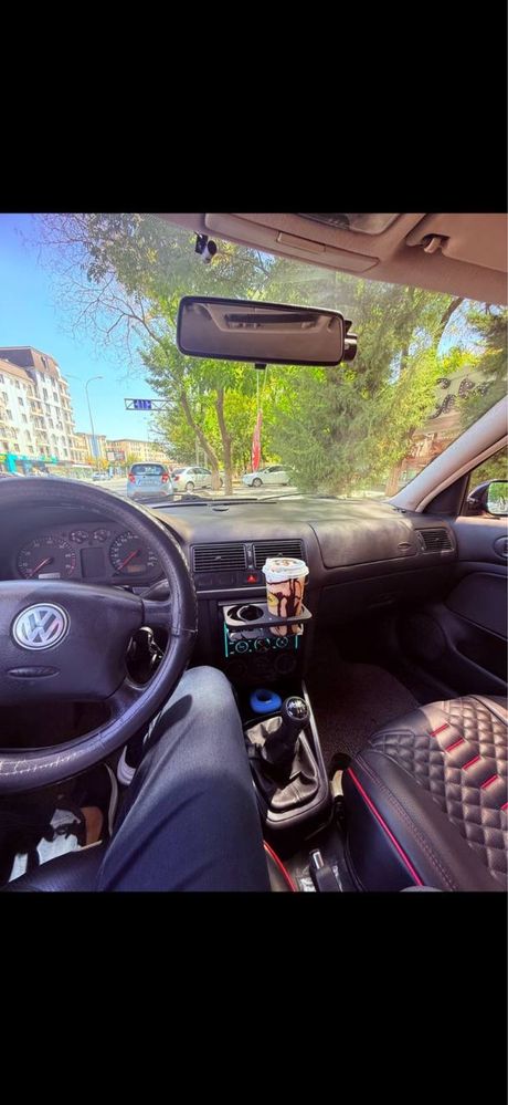 Volkes Wagen Golf 4