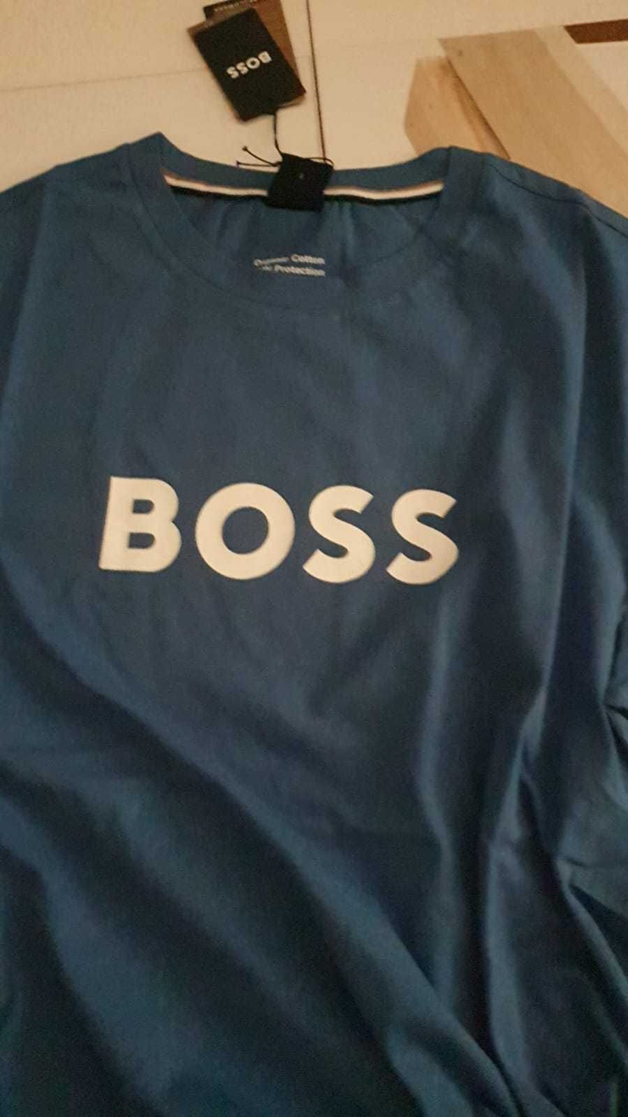 Vand tricou barbati Hugo Boss masura S si M  original nou cu eticheta