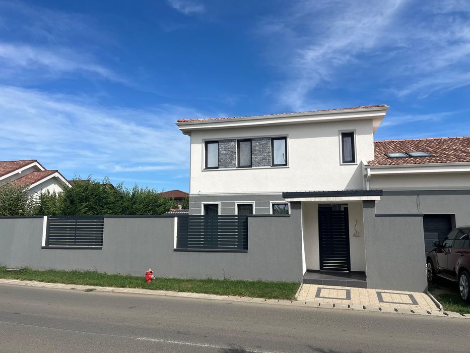 Casă eleganta in Dumbrăvița strada Simfoniei