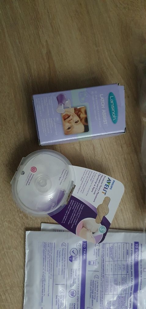 Protectii mameloane Philips avent si pompa stimulare Lasinoh