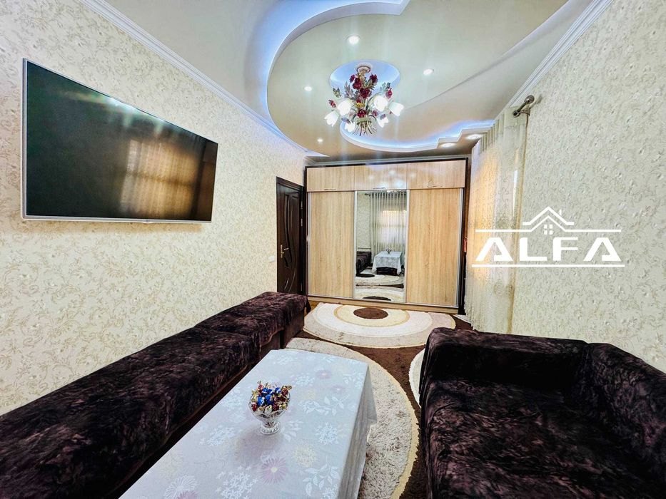 Buxoroda kvartira sotiladi 1 xonali 40m2 3-qavat