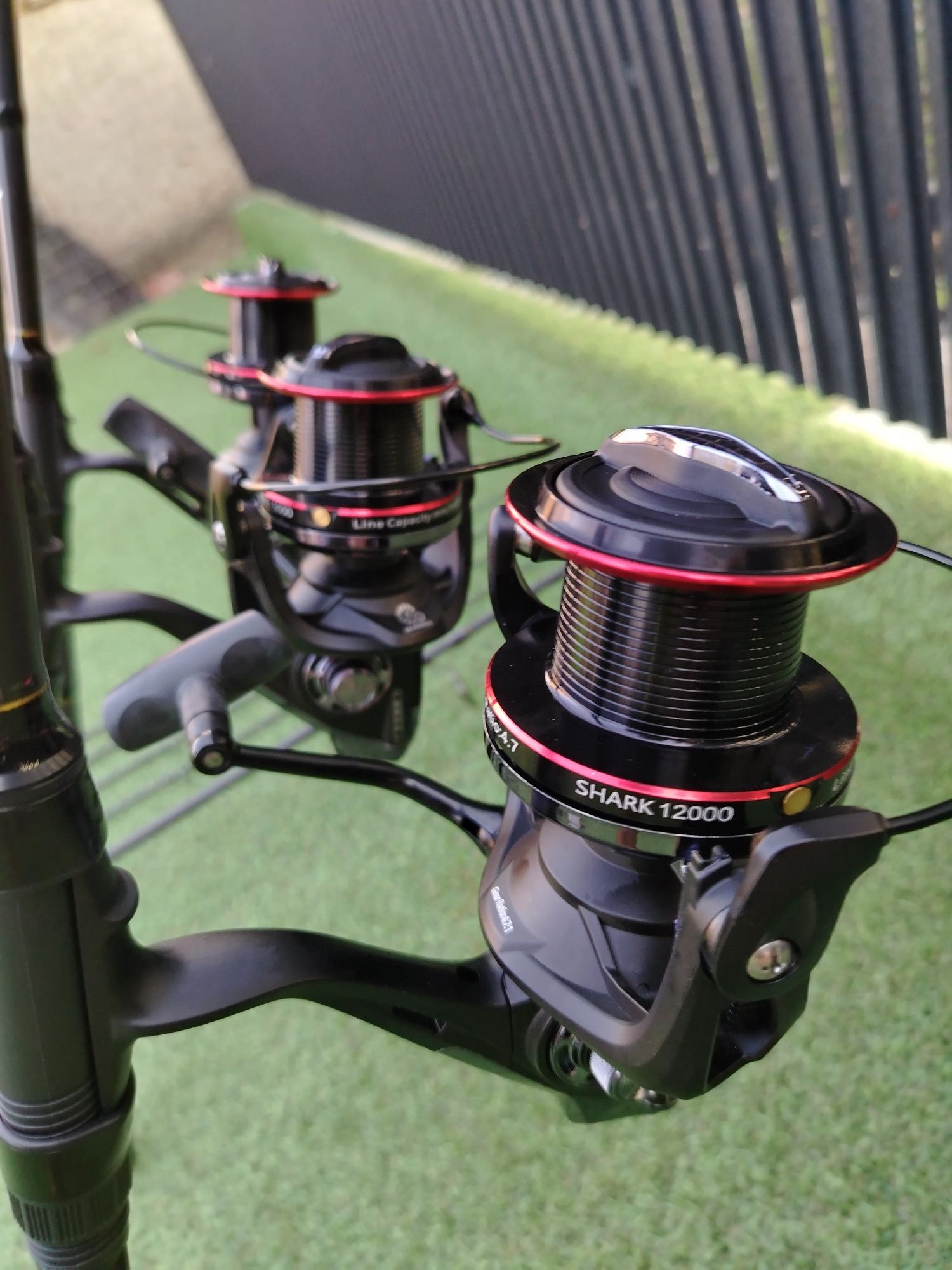 SET 3 Lansete  EBISU CARP 3.90 m 3.75 Lbs 2 trons  + 3 Eastshark 12000