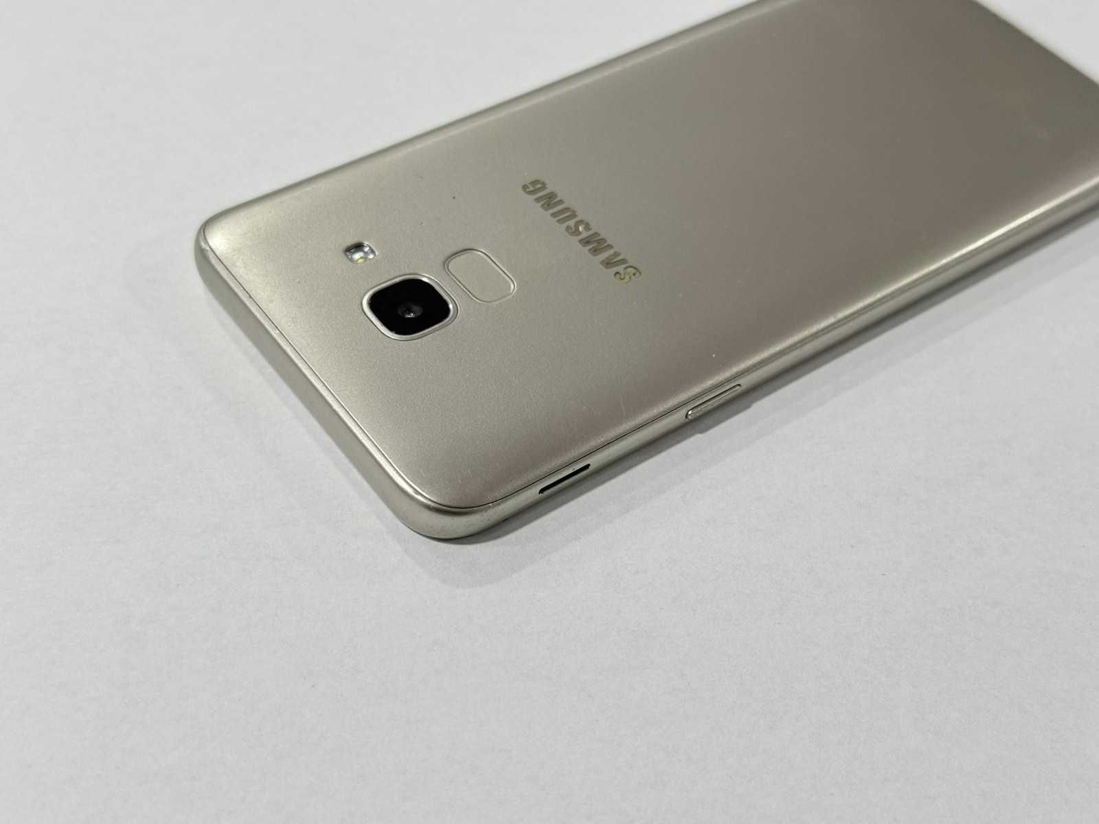 Продавам Samsung J6