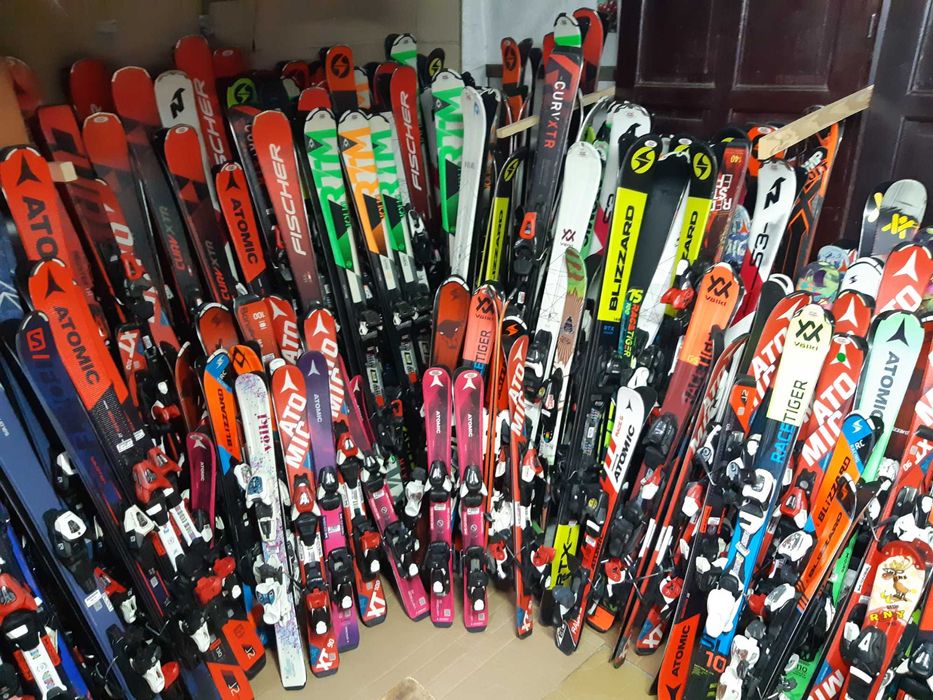 Schiuri incepatori-intermediari avansati copii adulti clapari schi