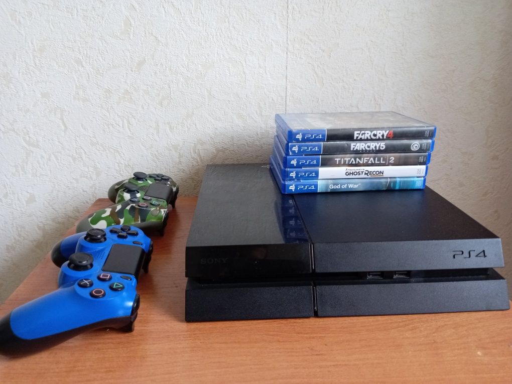 Play station 4 бу