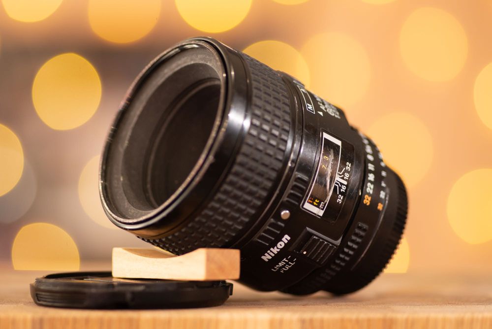 AF Nikon 60mm f/2.8D Macro Nikkor обектив Никон #1/2
