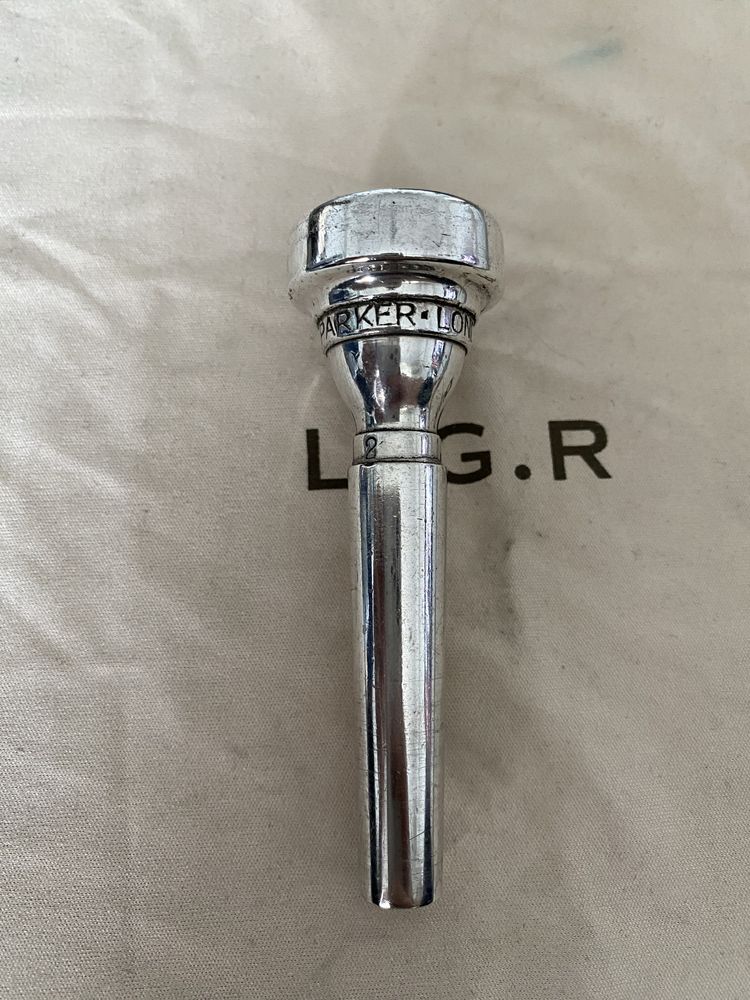 Mustiuc trompeta Parker London England 2  16.80 mm