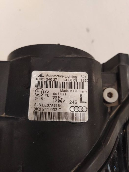 Far faruri stânga xenon bixenon A4 B8 Europa Orginale