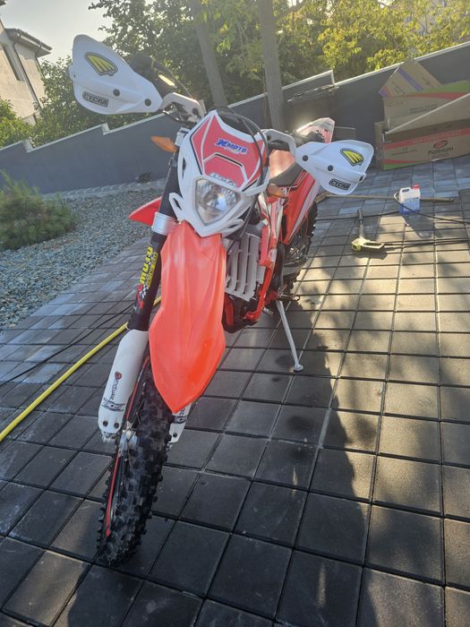 Motocicleta Beta 430 RR - enduro