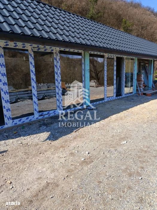 Proprietate cu potențial, într-un cadru natural de vis – 3581 mp teren