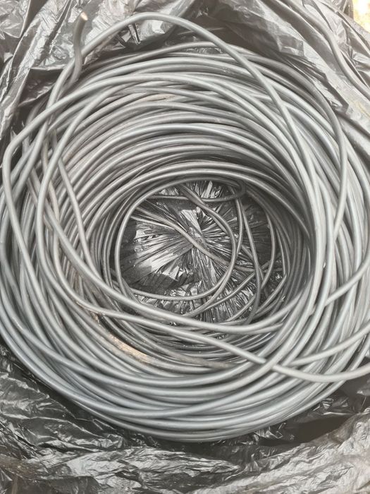Продавам меден кабел 200 метра