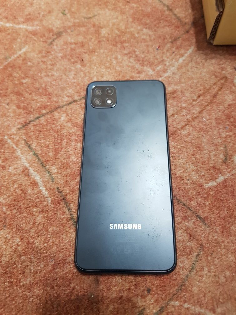 Samsung Galaxy a22 G5 64 GB telefon nu a fost folosit prețul este 650