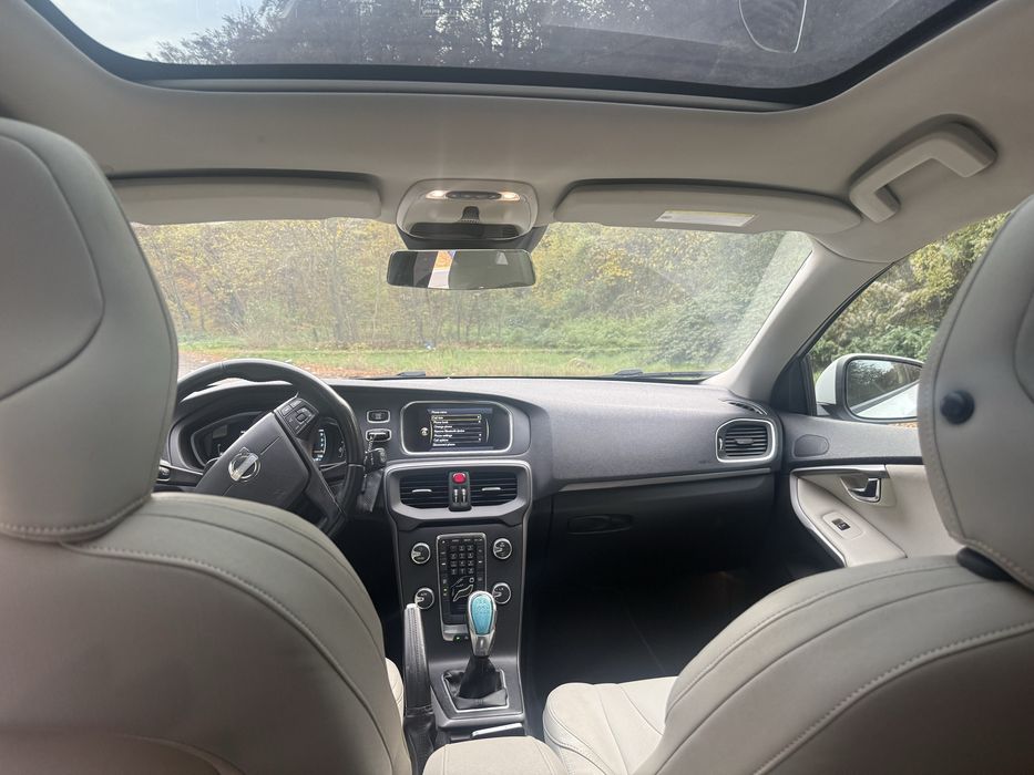 Volvo V40 2.0 diesel 150 cp
