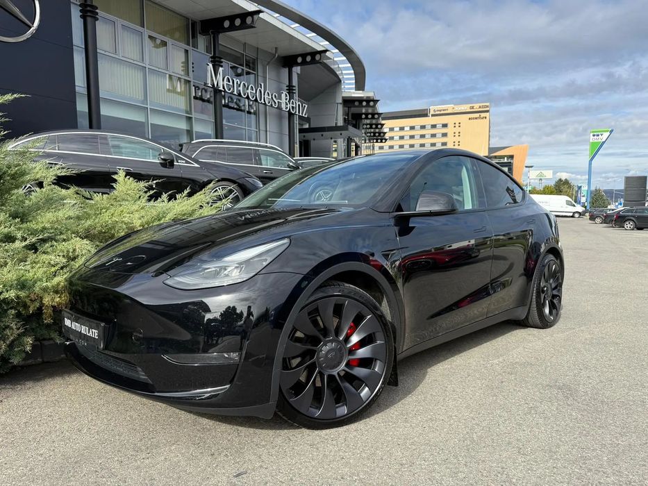Tesla Model Y Tesla Model Y Performance 4X4