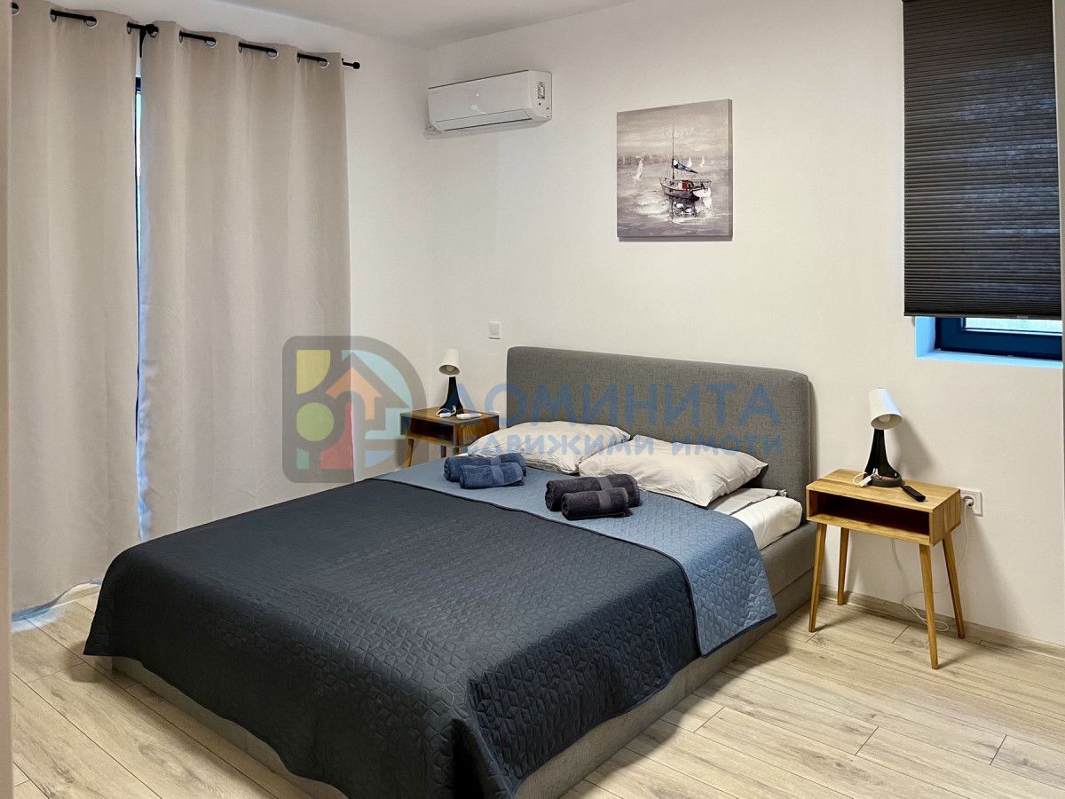 Продава се Къща в с. Лозенец, Област Бургас - 220 кв.м за 1910 €/кв.м - Снимка #9