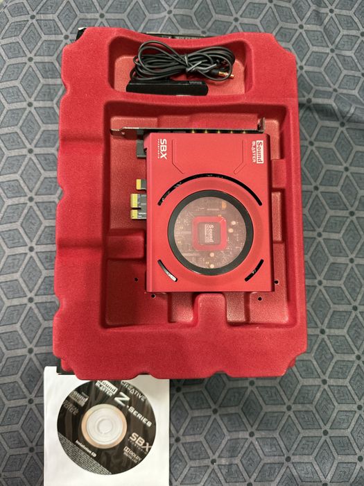 Vând placa de sunet