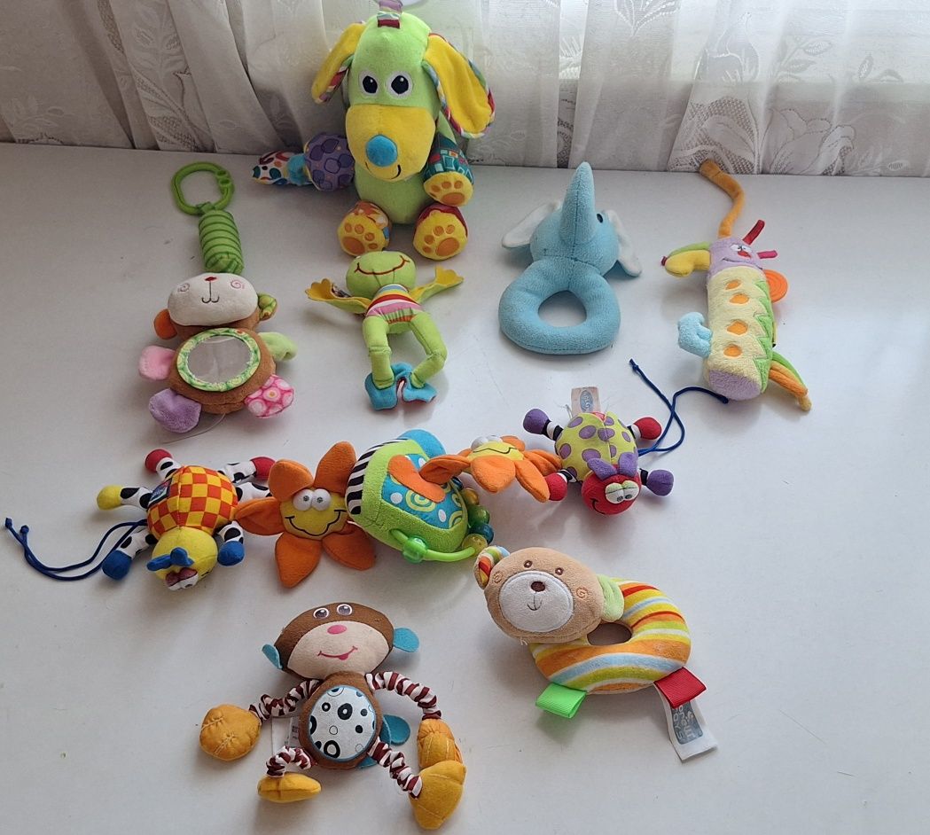 Различни детски играчки