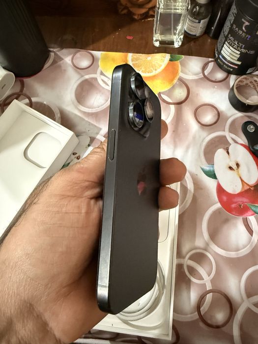 Iphone 15 pro 256 idal sostayani