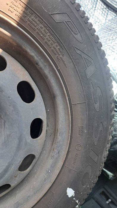 Два броя 14" метални джанти 4x108 с летни DEBICA 185/70/14 от Форд
