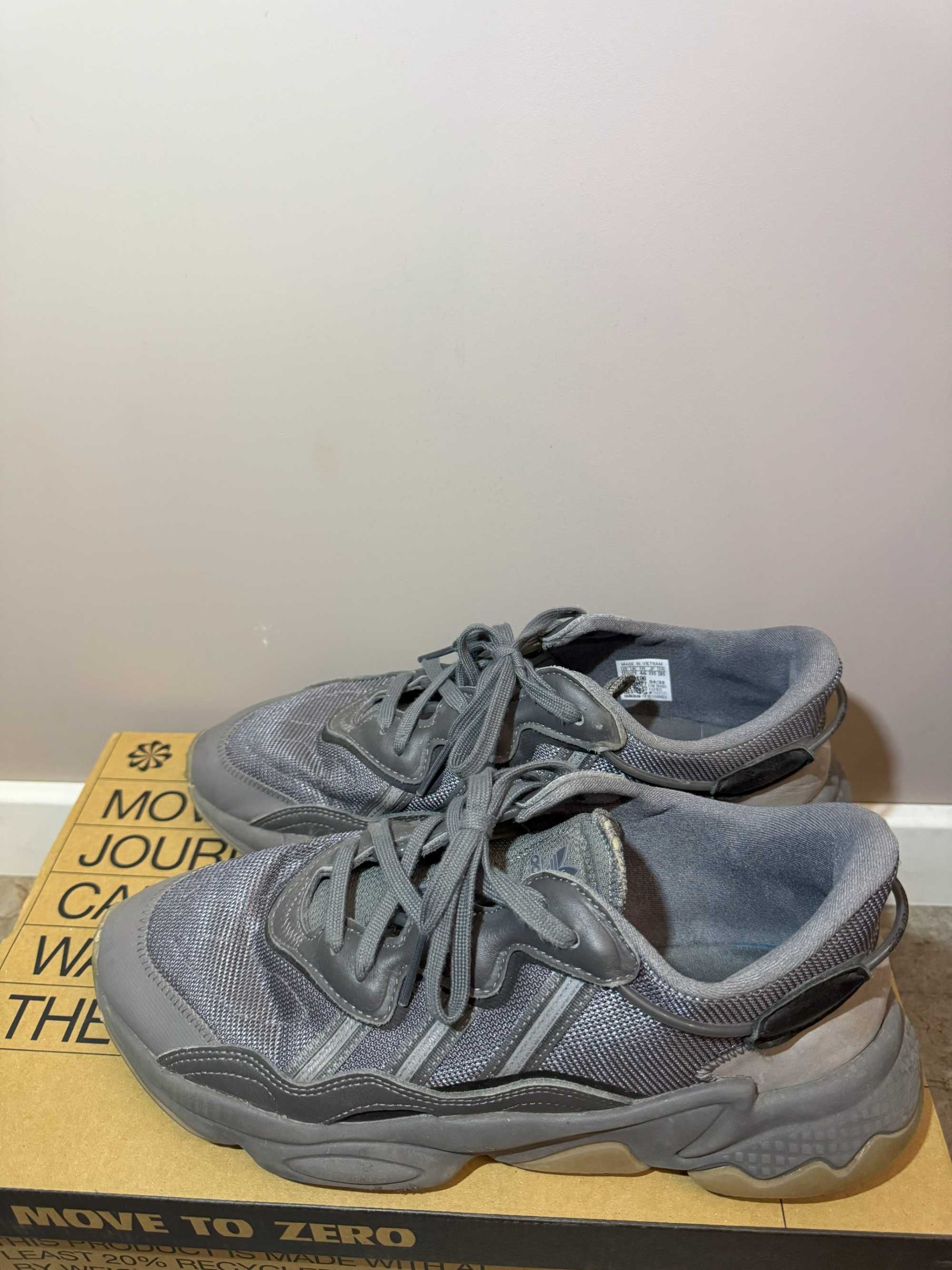 adidas Ozweego GV8892