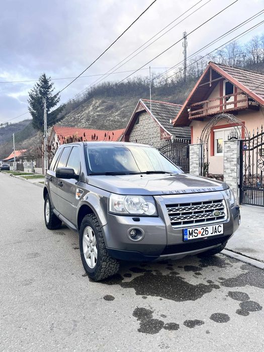 Vând land rover freelander 2