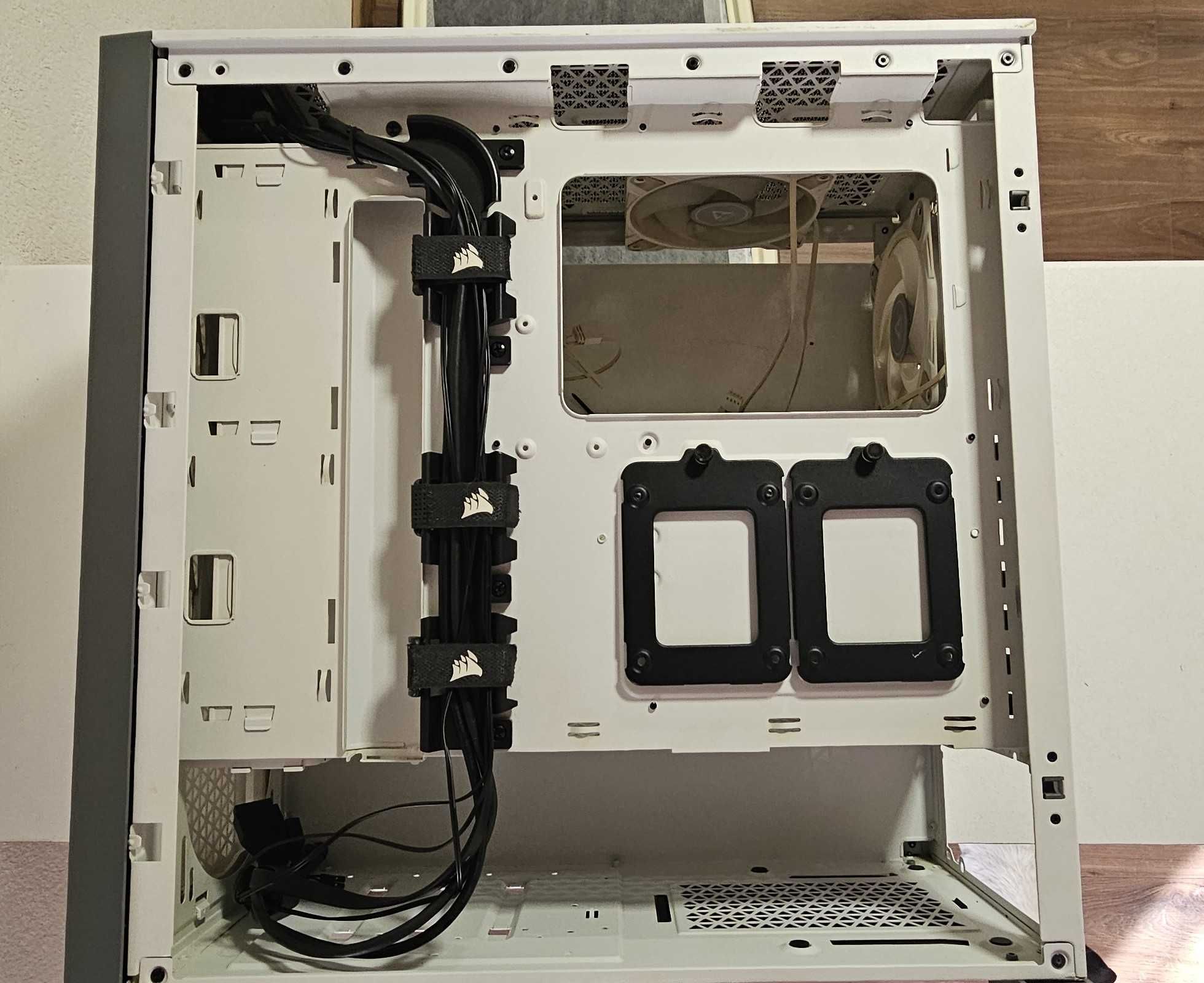 Компютърна кутия Corsair 4000D AIRFLOW