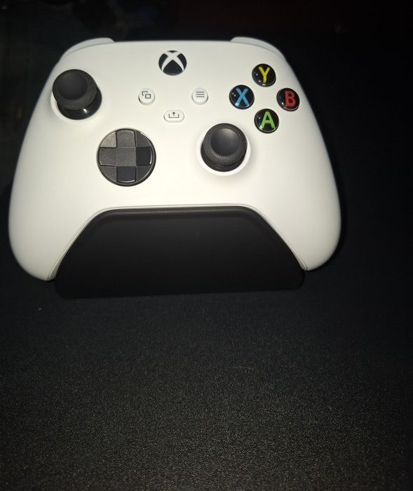 Se vinde Xbox Series S