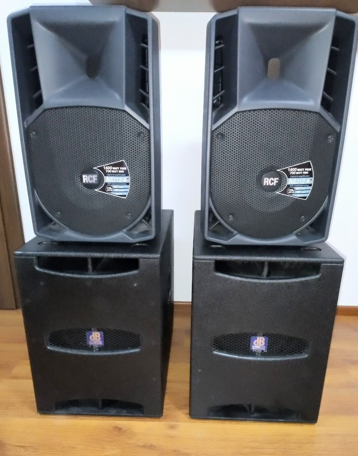 2 boxe RCF ART 712-A Mk 2 pentru formații dj conferințe biserici