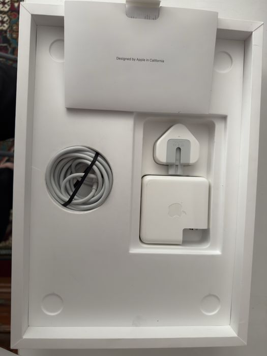 Macbook Pro M1/8/256/full box